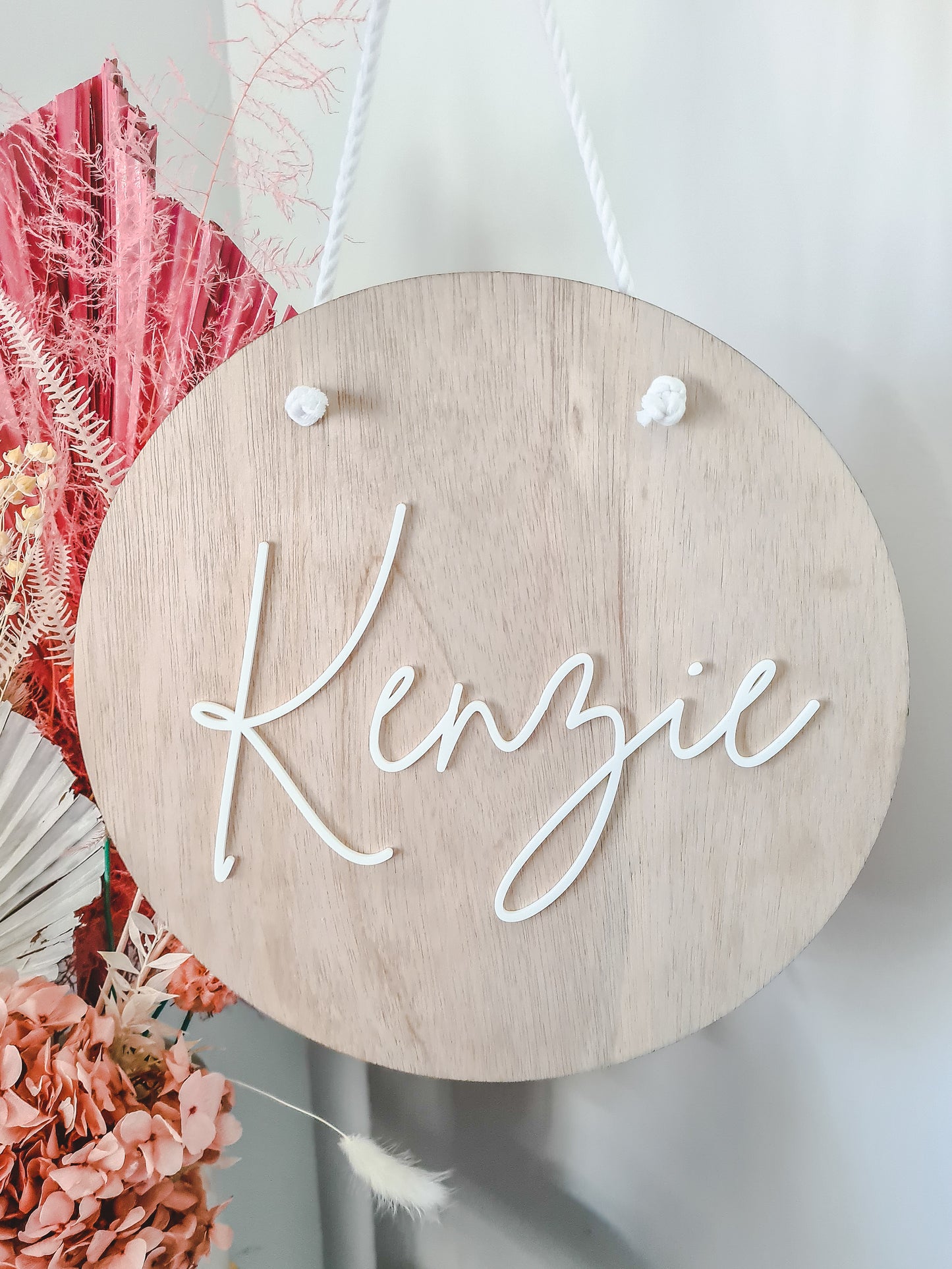 Round Single Name Plaque